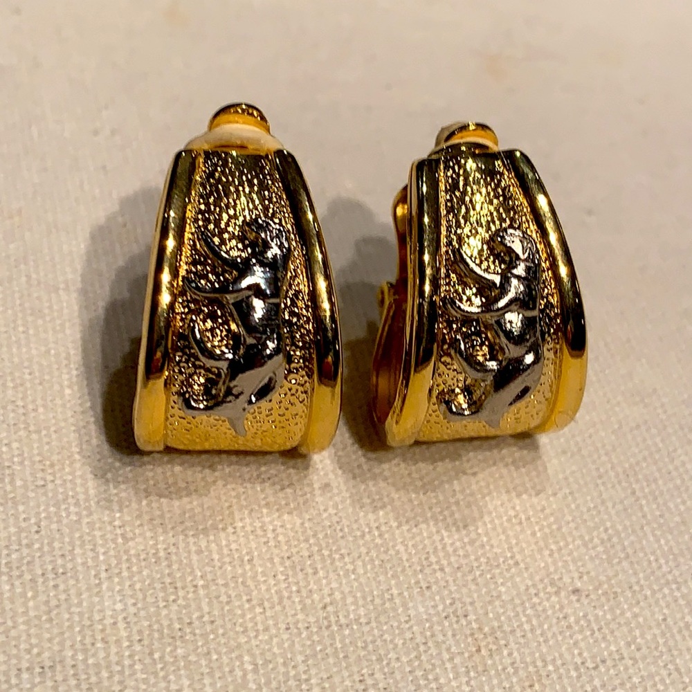 CLIP ON VERSACE STYLE EARRINGS